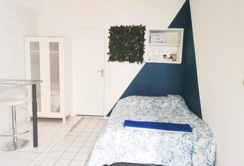 Студия Стандарт, #5 Studio à Proximité De Paris