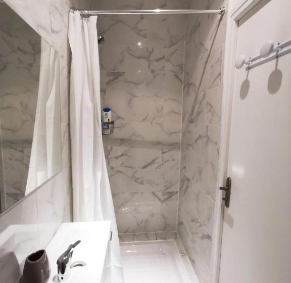 Студия Стандарт, #5 Studio à Proximité De Paris