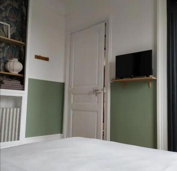 Quarto Estandar Vista Jardim, Pavillon C.r