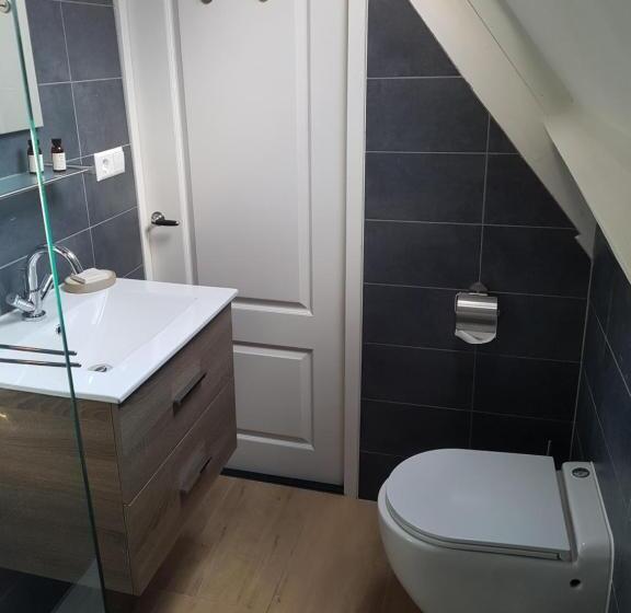 חדר דחוקס עם מיטת קינג, Bed & Breakfast Moments