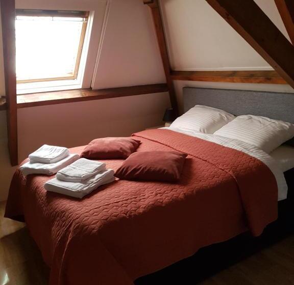 חדר דחוקס עם מיטת קינג, Bed & Breakfast Moments