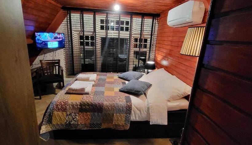 חדר דלוקס, Bed & Breakfast Moments