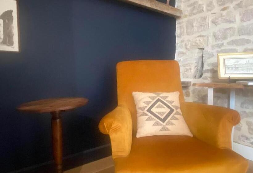 패밀리 스위트, Château De Chatenay   Macon