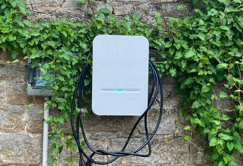 장애인을 위한 스탠다드 룸, Château De Chatenay   Macon