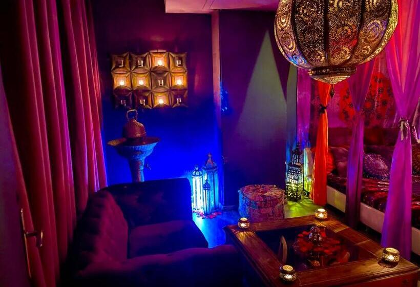 Номер Deluxe, Loveroom21