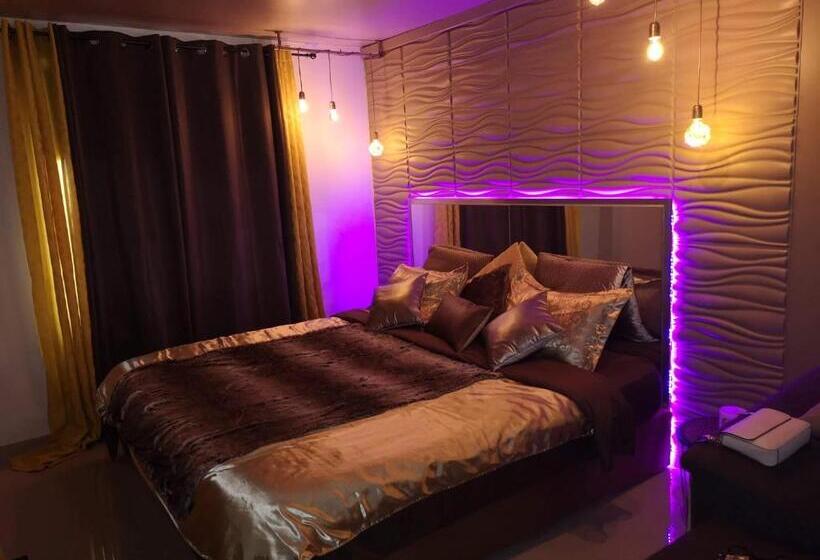Апартаменты 1 Спальня с Террасой, Loveroom21