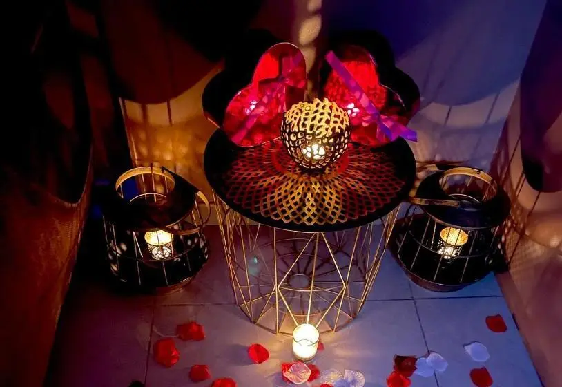 آپارتمان 1 خوابه با تراس, Loveroom21