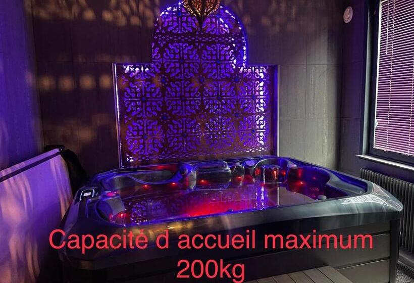 Quarto Deluxe, Loveroom21