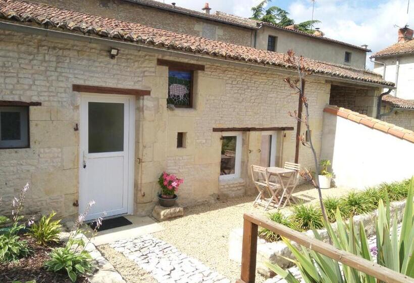 디럭스 룸, The Piggeries At La Maison Tumtum Arbre