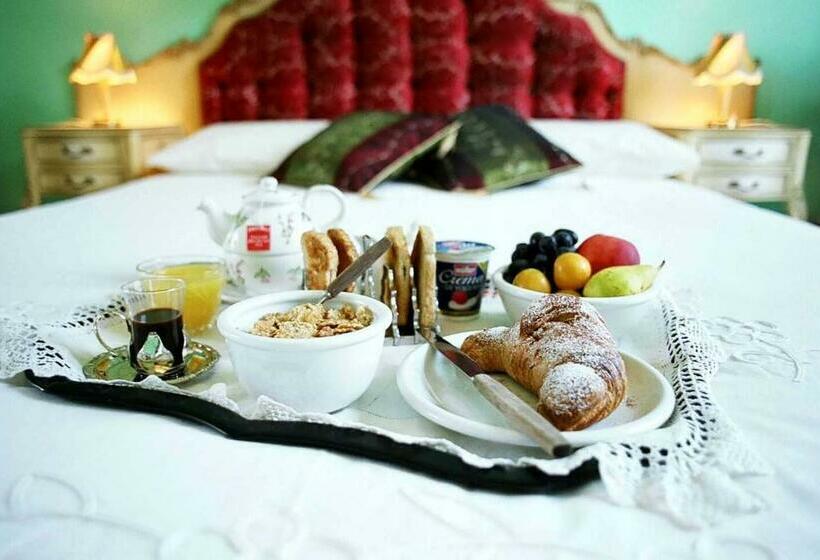 غرفة قياسية حمام مشترك, 5 Balconi B&b