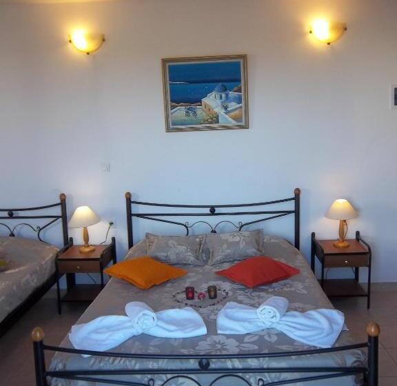 スタンダードトリプルルーム, Agapi Villas