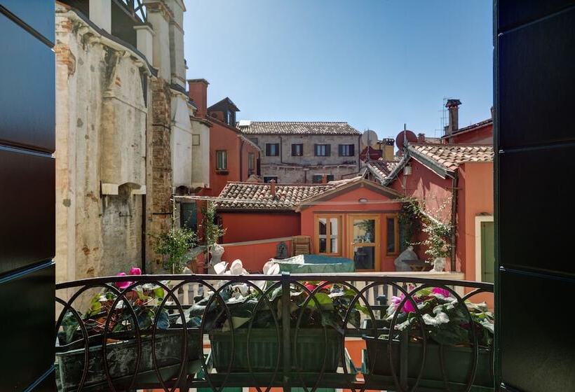 اتاق استاندارد با سرویس بهداشتی مشترک, San Samuele