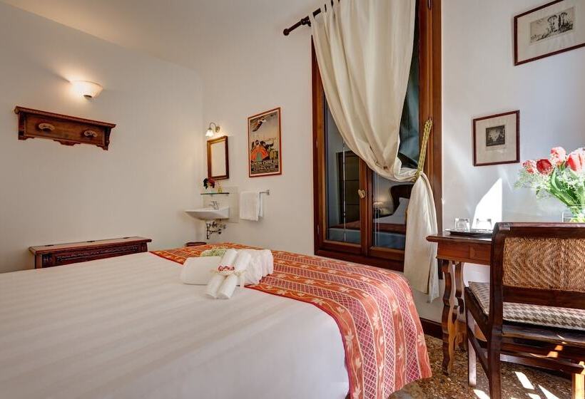 اتاق استاندارد با سرویس بهداشتی مشترک, San Samuele