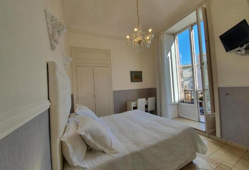 Quarto Quádruplo Estandar, B&b Diana