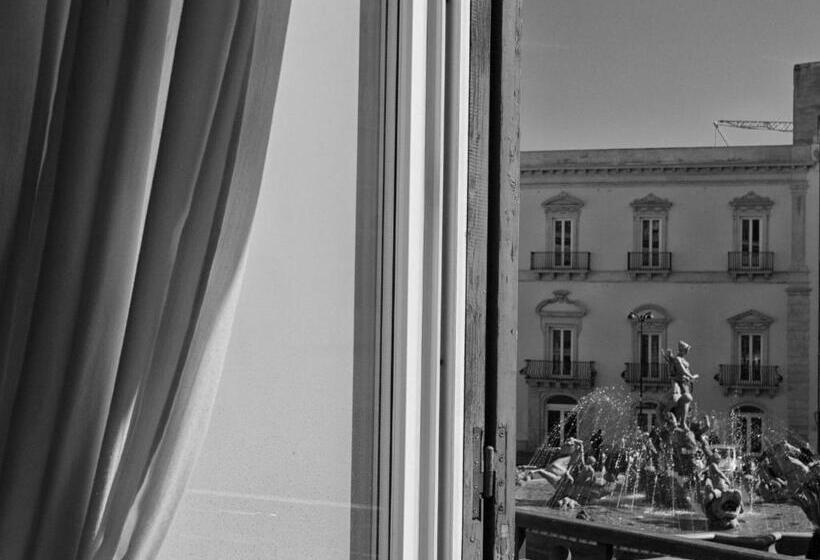 Quarto Estandar com Vistas, B&b Diana