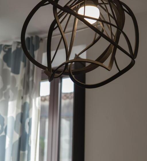 اتاق استاندارد, Suite Inn Catania