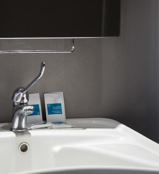 اتاق استاندارد, Suite Inn Catania