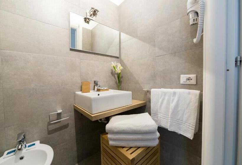 Номер Basic, Suite Inn Catania