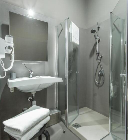 اتاق استاندارد, Suite Inn Catania