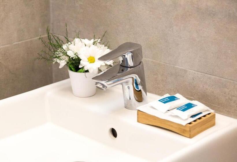 Camera Standard, Suite Inn Catania