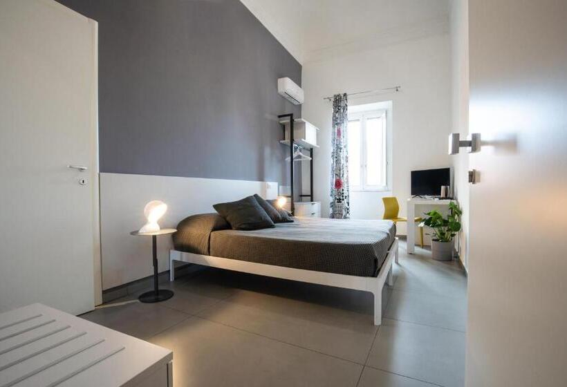 اتاق استاندارد, Suite Inn Catania