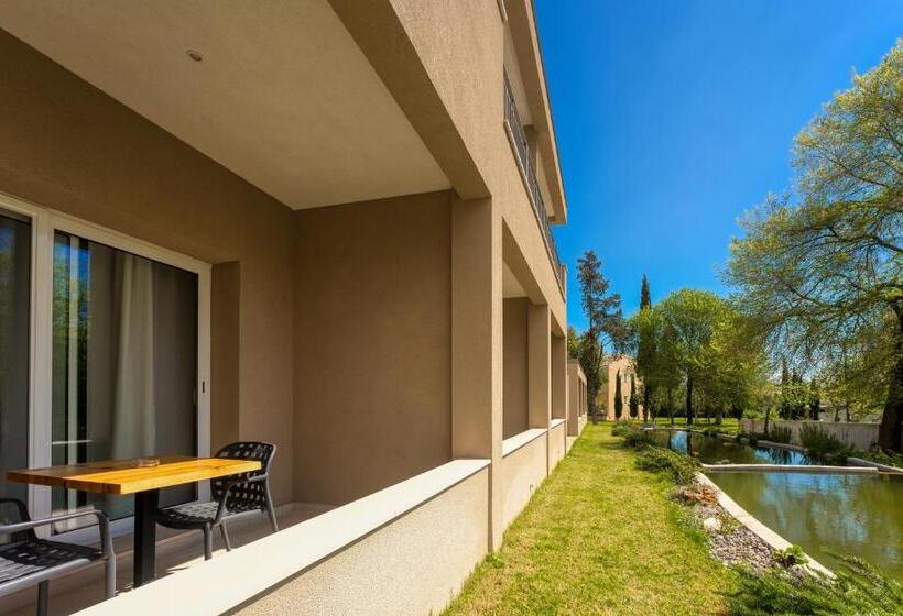 スタンダードスタジオ, Folies Corfu Town Hotel Apartments