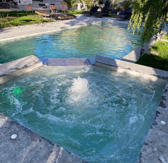 스탠다드 도시전망 룸, Demeure Saint Louis Historic Manor, City 700m, Parking, Wifi, Electrical Terminal