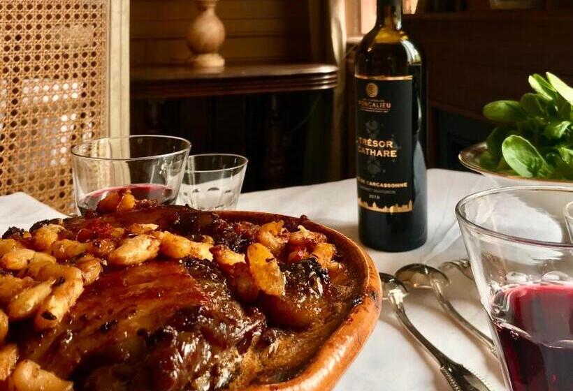 스탠다드 룸 가든 전망, Demeure Saint Louis Historic Manor, City 700m, Parking, Wifi, Electrical Terminal