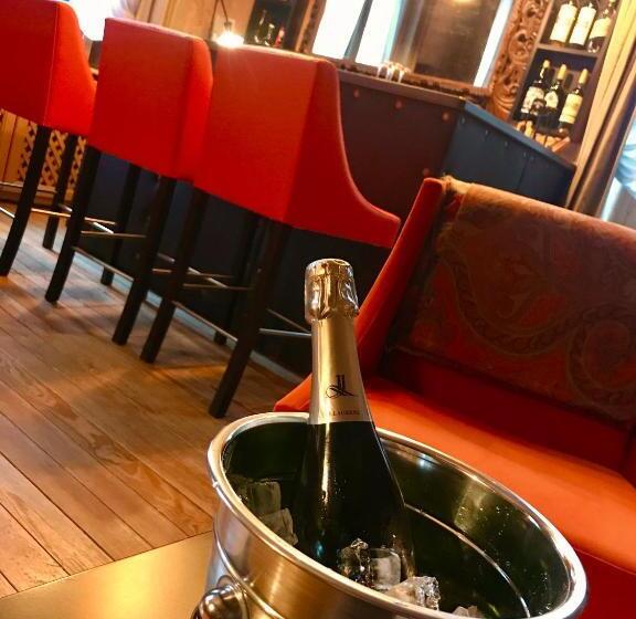 스탠다드 룸 가든 전망, Demeure Saint Louis Historic Manor, City 700m, Parking, Wifi, Electrical Terminal