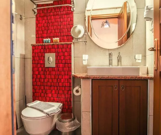 Standard Kolmen Hengen Huone Näkymä, Alsos House