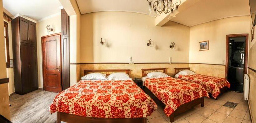 חדר משפחתי, Alsos House