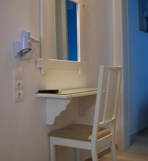 דירה בת חדר שינה 1 עם נוף, Aretousa Villas