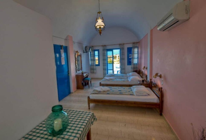 חדר סטנדרט לארבעה, Artemis Village