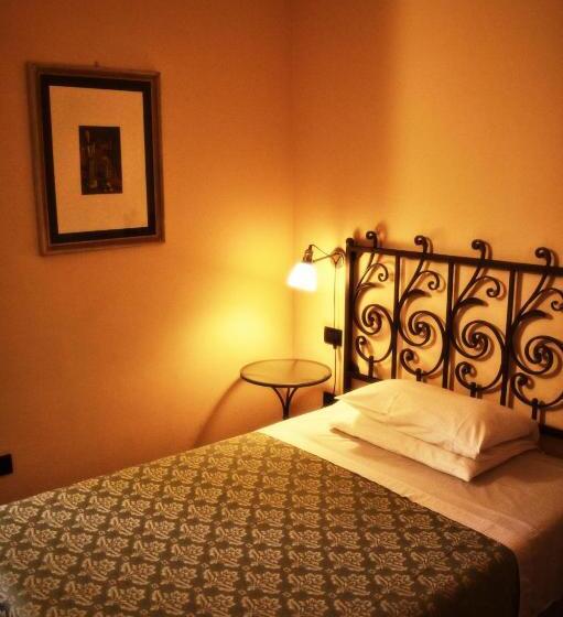 اتاق استاندارد یک نفره, De Prati