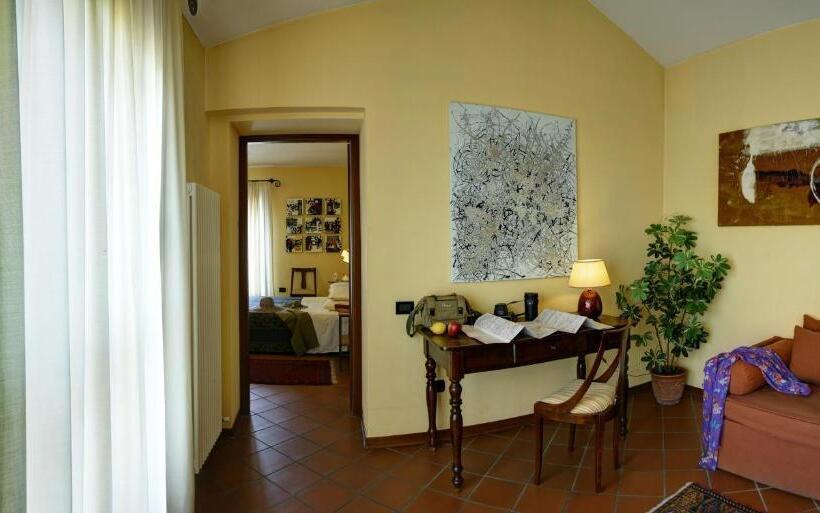 Suite with Terrace, De Prati