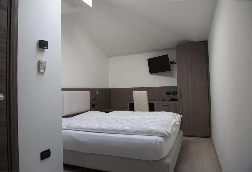 اتاق اکونومی, Garni Villa Fontana