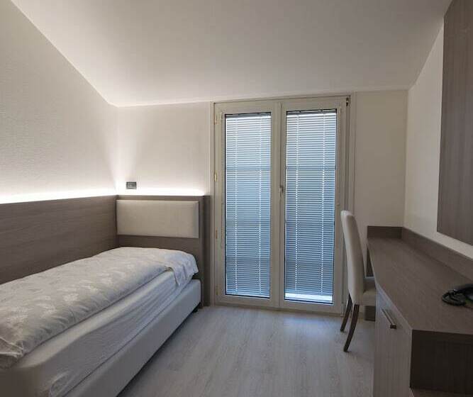 اتاق استاندارد یک نفره, Garni Villa Fontana