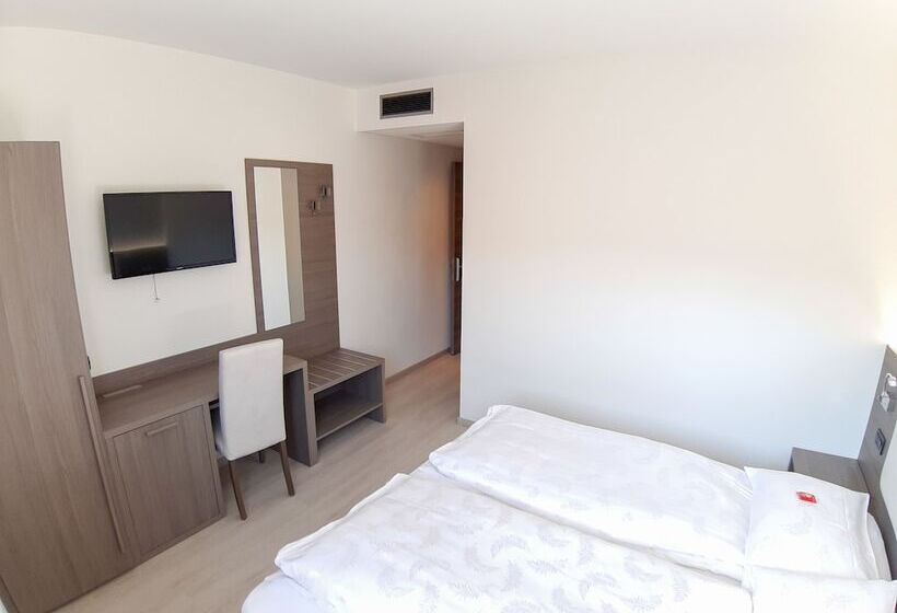 اتاق استاندارد یک نفره, Garni Villa Fontana