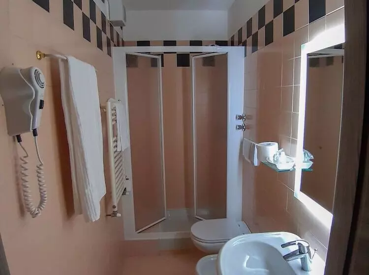 اتاق اکونومی, Garni Villa Fontana