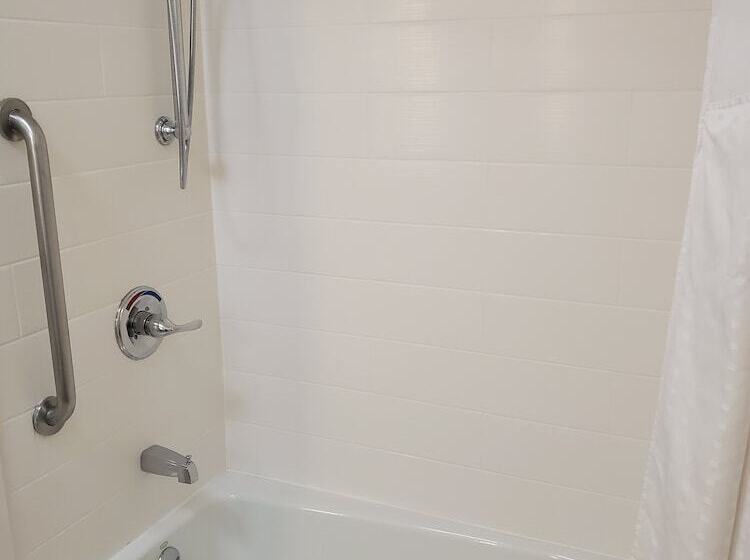 套房, Holiday Inn Express & Suites San Antonio West Sea World Area, An Ihg