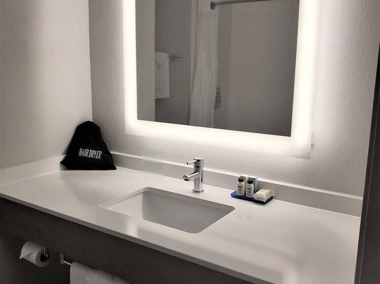 Suite Adapted for people with reduced mobility