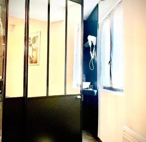 اتاق استاندارد با تراس, Hôtel Paul Riquet