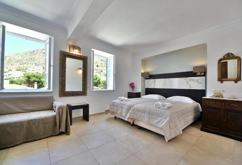 带花园景观的标准三人间, Mistral