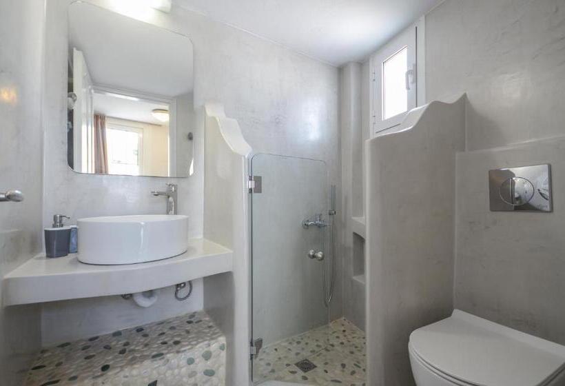 Studio Standard, Pension Sofi