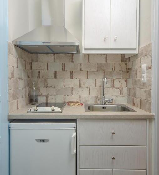 Studio Standard, Pension Sofi