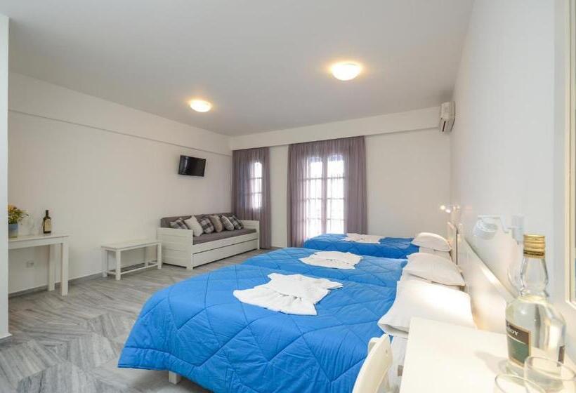 Семейное Студио, Soula Naxos