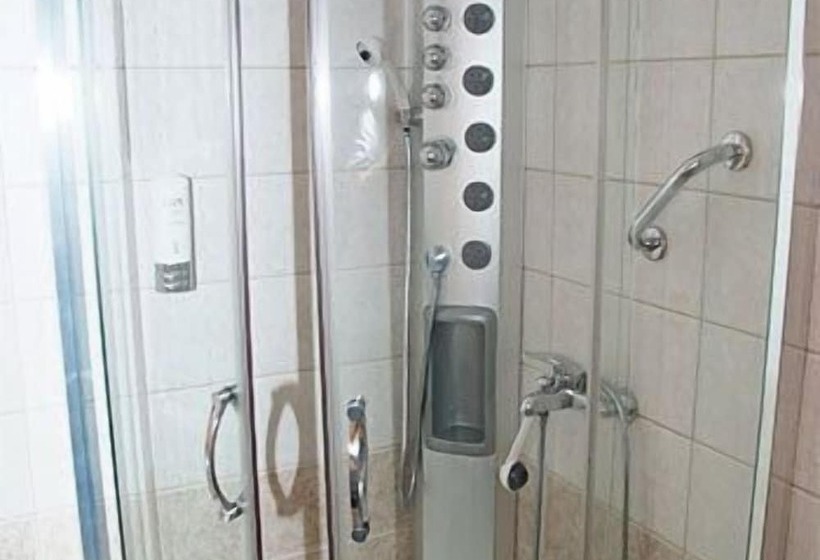 חדר סטנדרט יחיד, Victoria