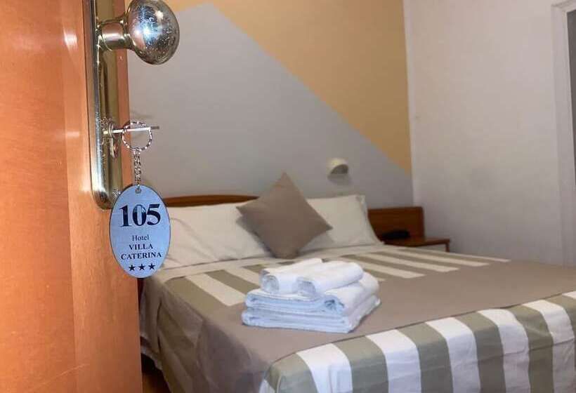 اتاق استاندارد سه نفره, Villa Caterina