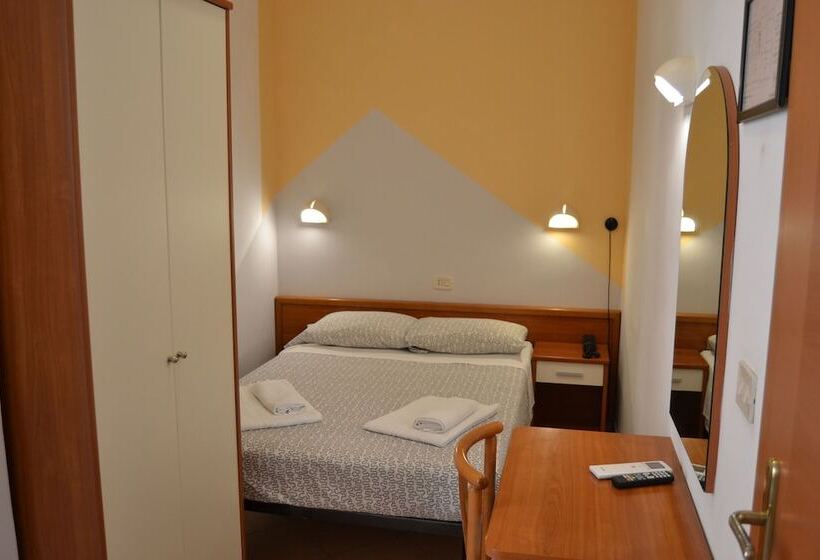 اتاق عادی, Villa Caterina