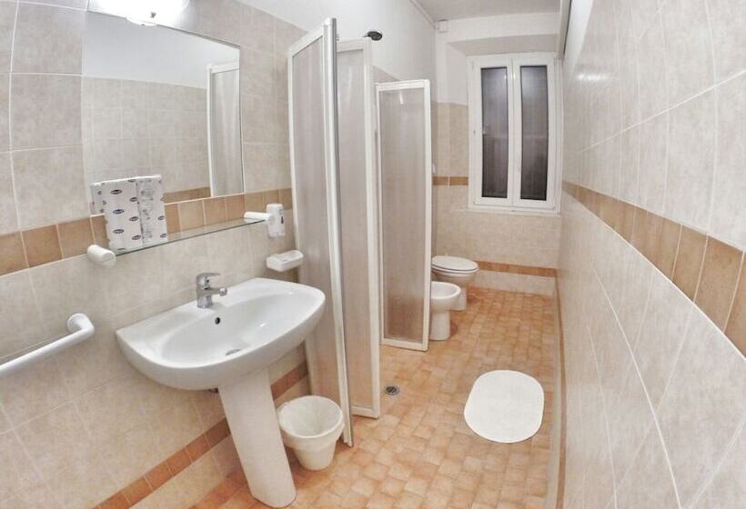 اتاق خانوادگی, Villa Caterina